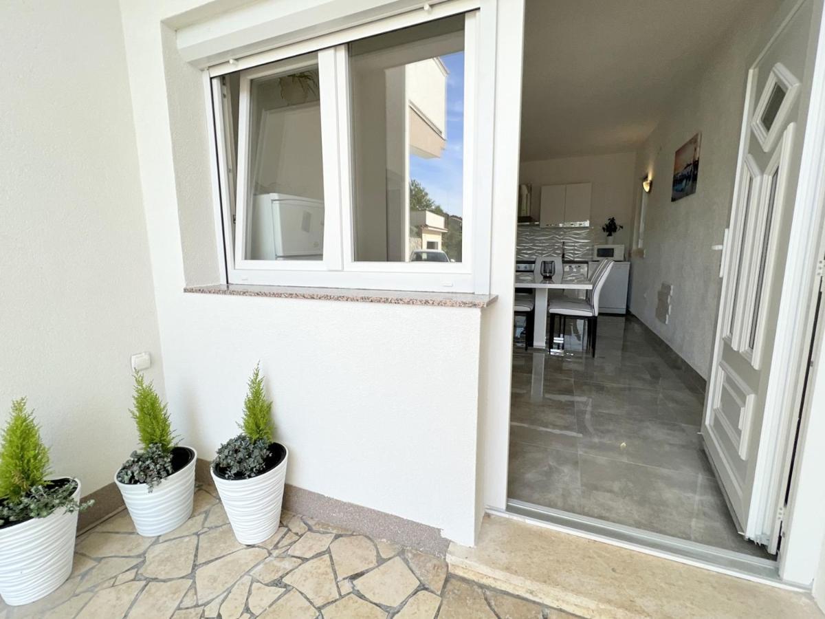 Palit Hills Superior Apartments Exterior foto